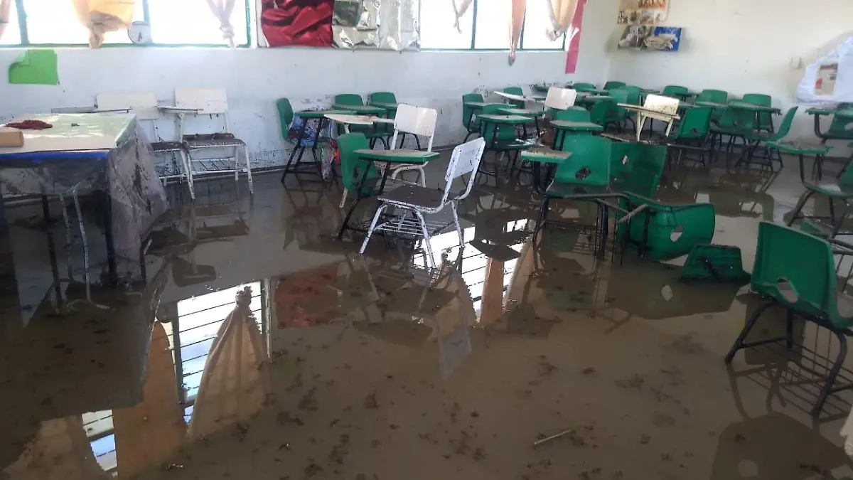 LLUVIAS DAÑOS ESCUELA